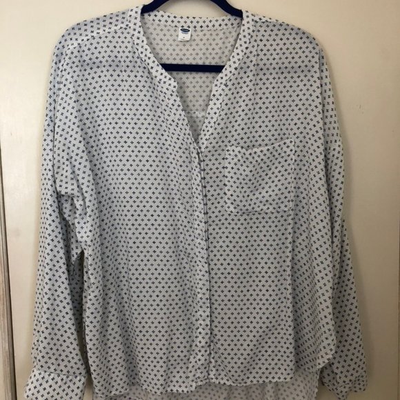 White Tunic with Navy Detailing - Picture 1 of 3
